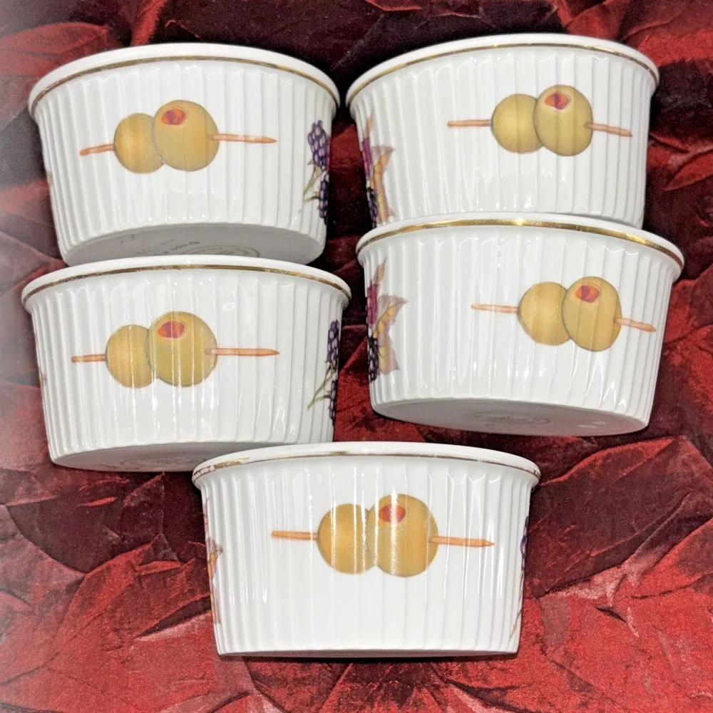 Royal Worcester Evesham Gold Ramekins (5) England Porcelain Berries Olives EUC
